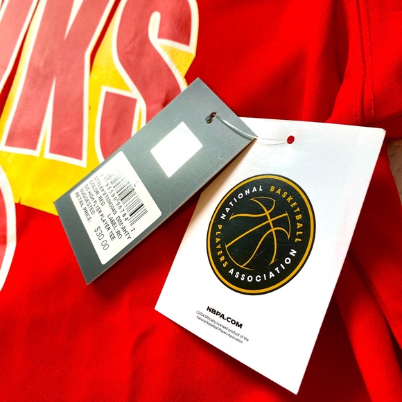 Trae Young #11 Atlanta Hawks High Flyer Tee - Picture 5 of 5